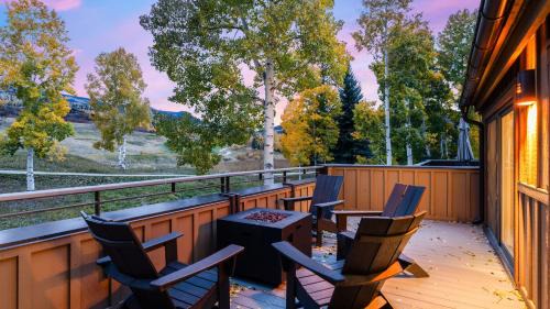 Snowmass Village House | Aspen Glow Retreat by AvantStay