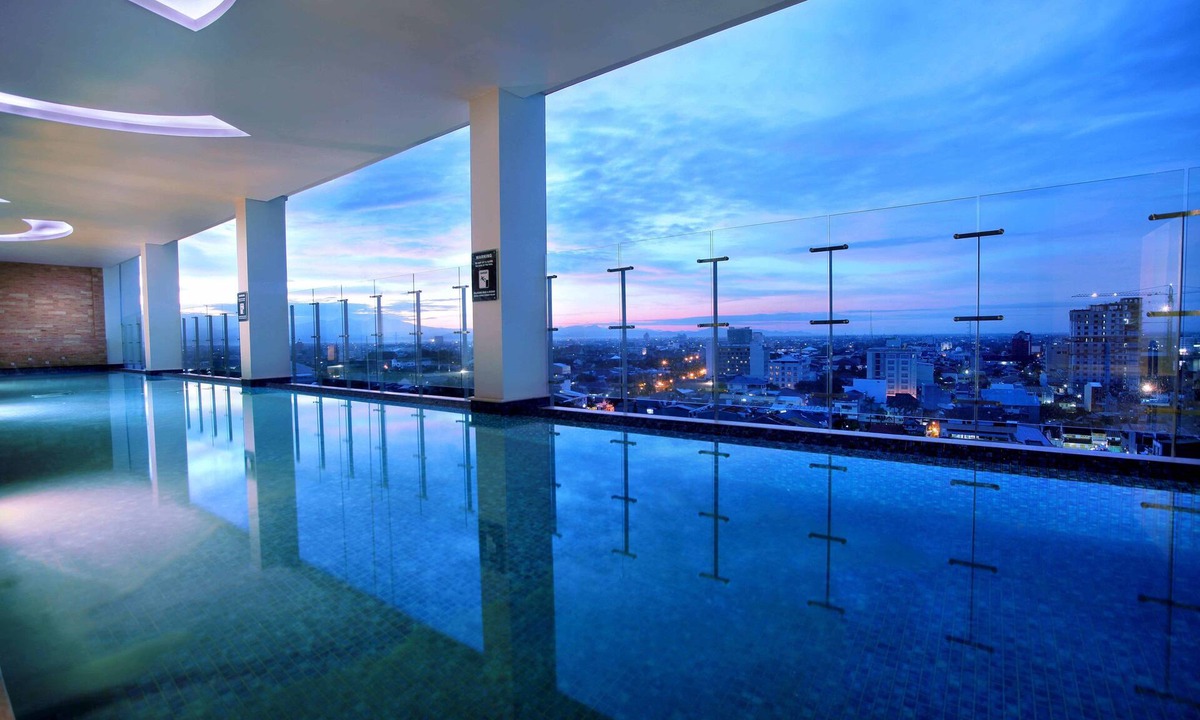 Makassar Hotel | Aston Makassar Hotel & Convention Center