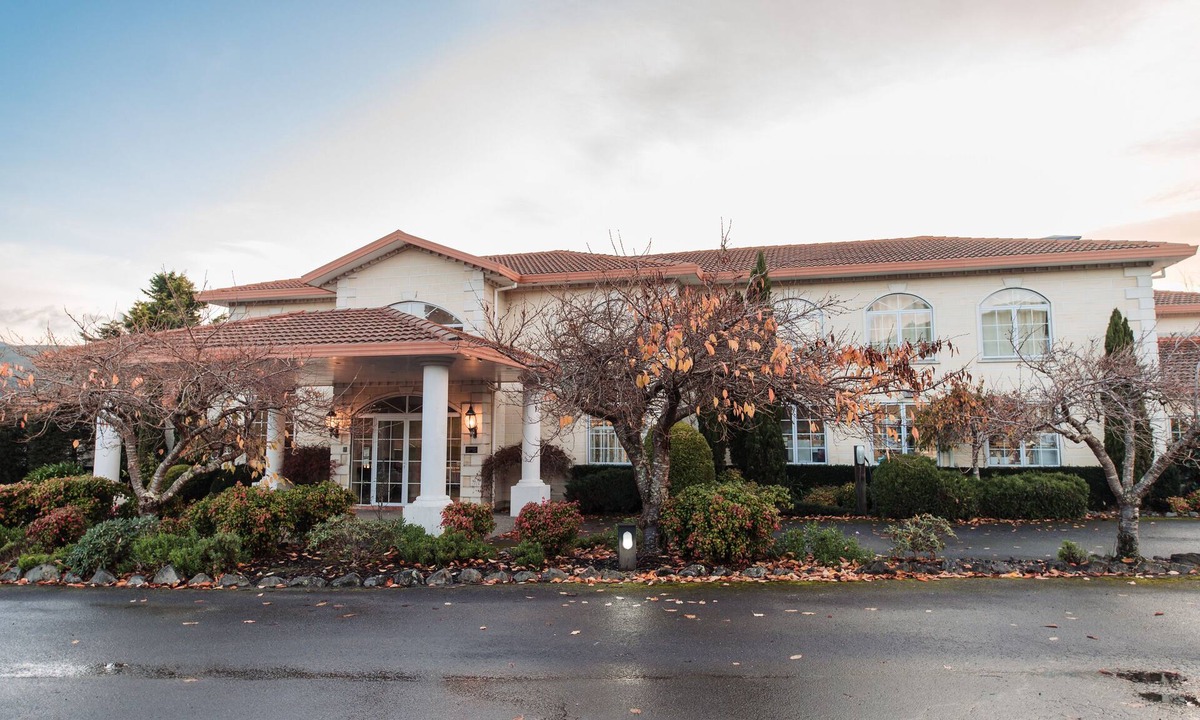 Tararua Forest Park Ski Chalet | Aston Norwood