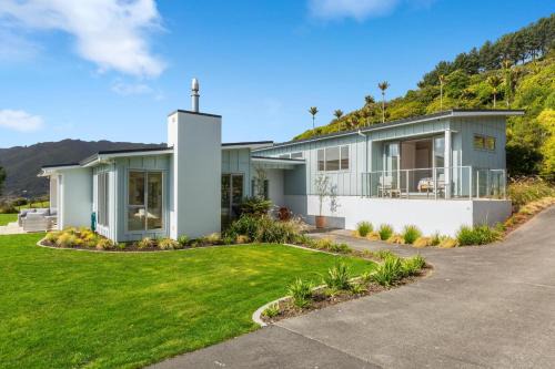 Kapiti Coast Bed & Breakfast | Aston Road Villa Bed & Breakfast