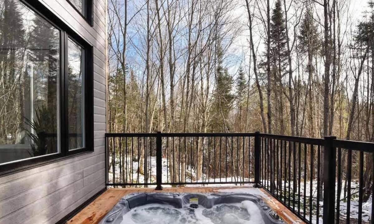 Pont-Rouge Ski Chalet | Astral - Wooded & Relaxation - Private Spa