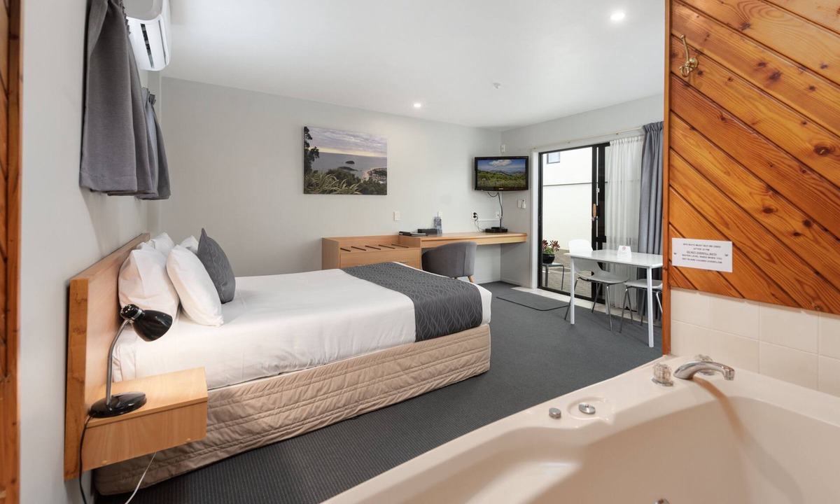 Tauranga Hotel | Asure Macys Motor Inn And Conference Centre