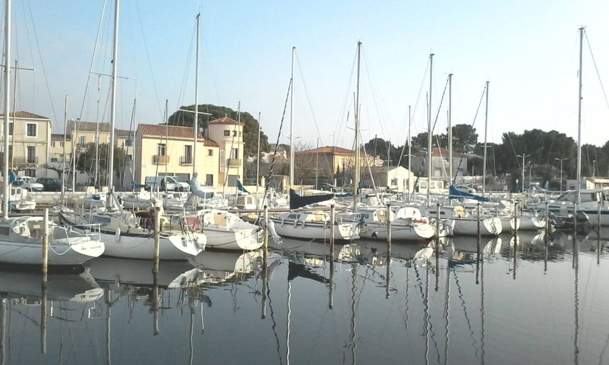 Bouzigues House | At "45" in BOUZIGUES