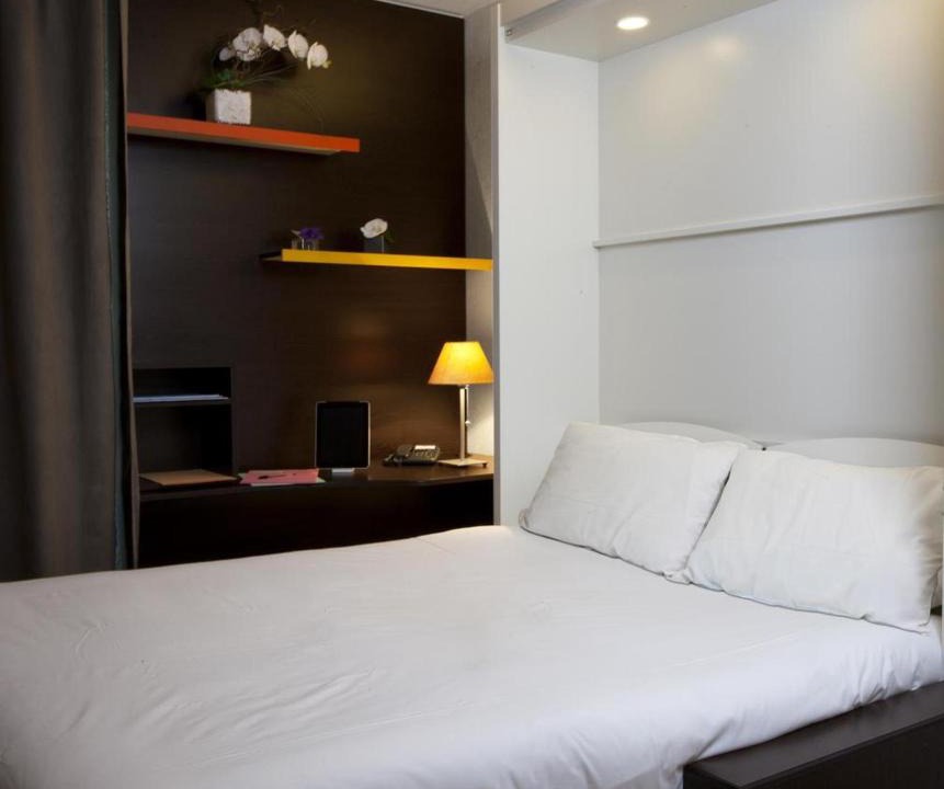 Saint - Aubin - Dupuy Apartment | At Home Appart Hotel