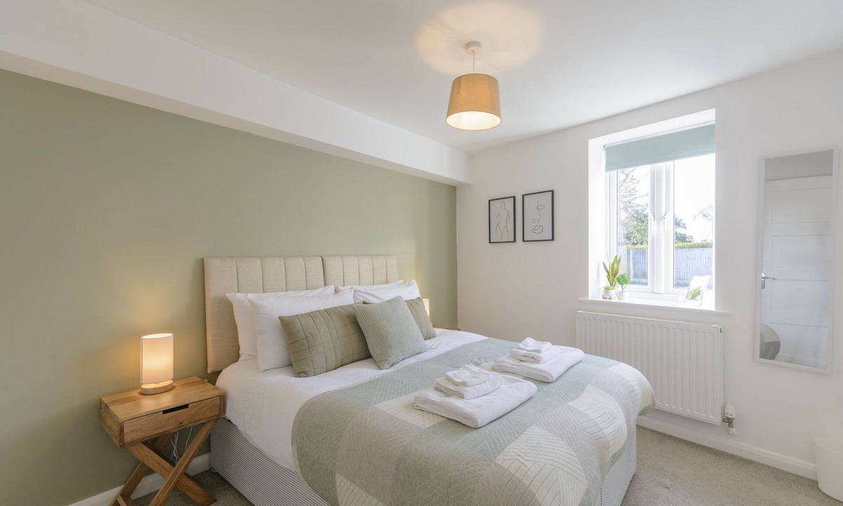 Wellington Apartment | Atcham - Luxury Two Bedroom Two Bathroom Apartment