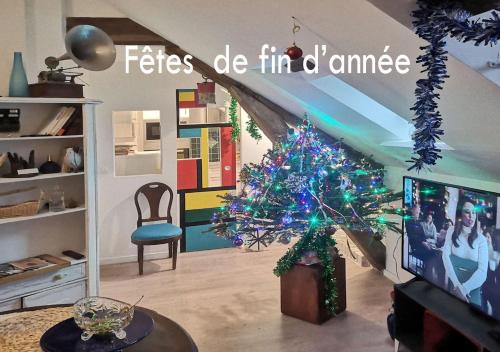 Moret-sur-Loing Apartment | Atelier d'Art - vue panoramique