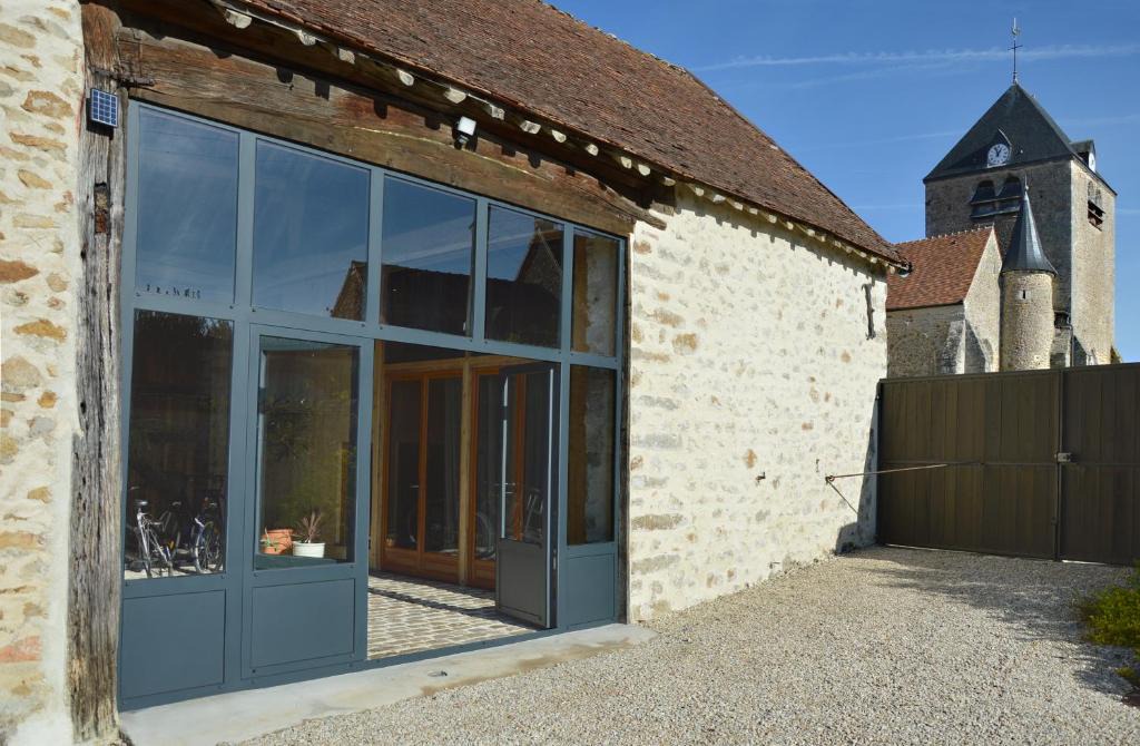 La Villeneuve-au-Chatelot Apartment | ATELIERS DE L'ASTRØLABE