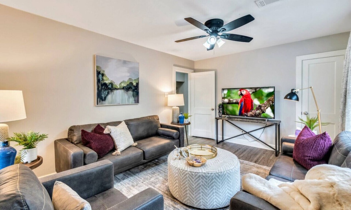 Fair Oaks House | ATH - Marietta - 3BR - Pet Friendly - Ranch (cochran)