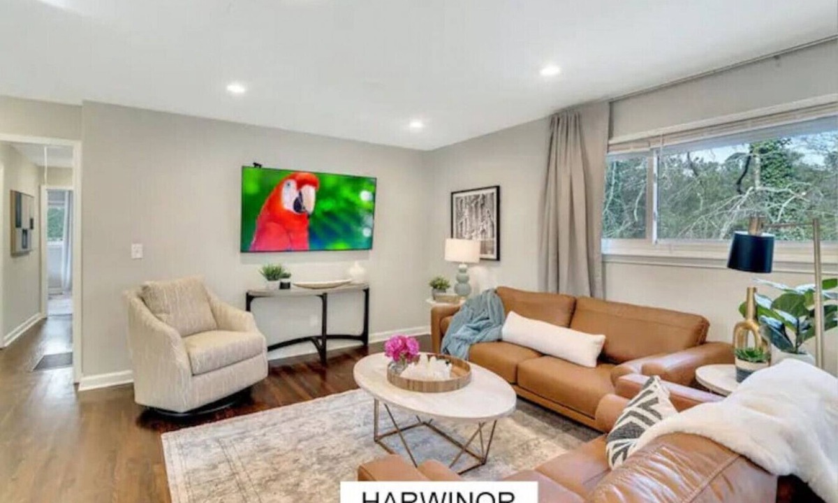 Smyrna House | ATH - Sleeps 6 - 3 Beds - Pet friendly - Harwinor