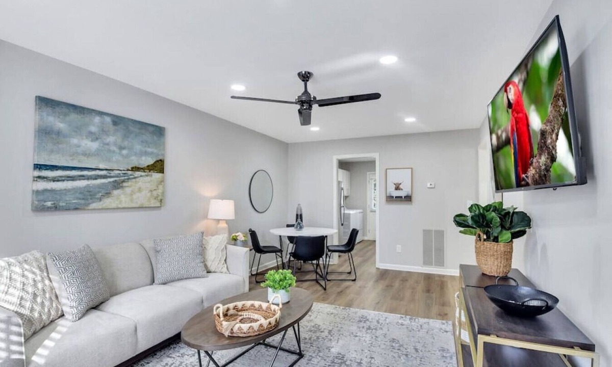 Austell Villa | ATH - Spring Road 1734 · Austell - 2BR- Ranch - Pet Friendly (1734)