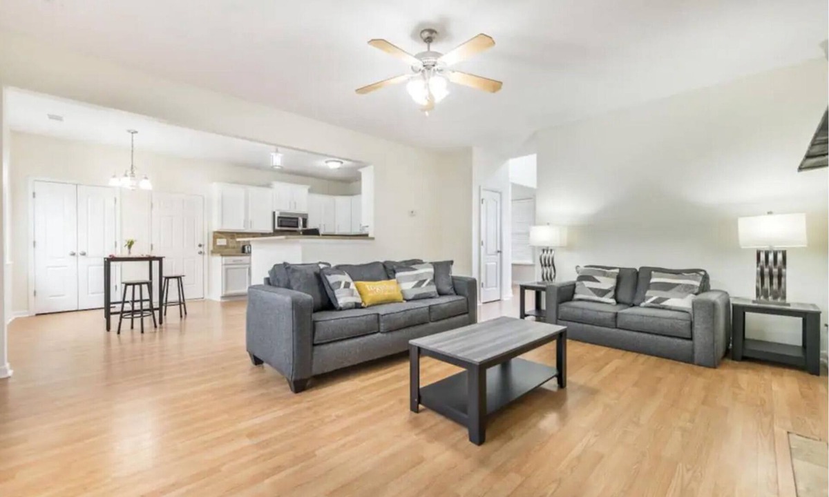 Warner Robins House | AtHome+1 Stay | Spacious 3BR | Above Ground Pool