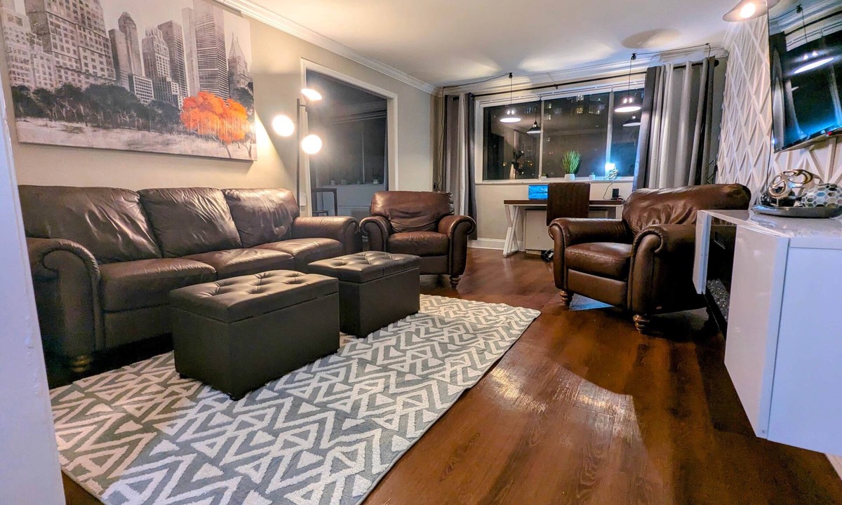 Peachtree Center Condo | ATL City Escape: Work & Play
