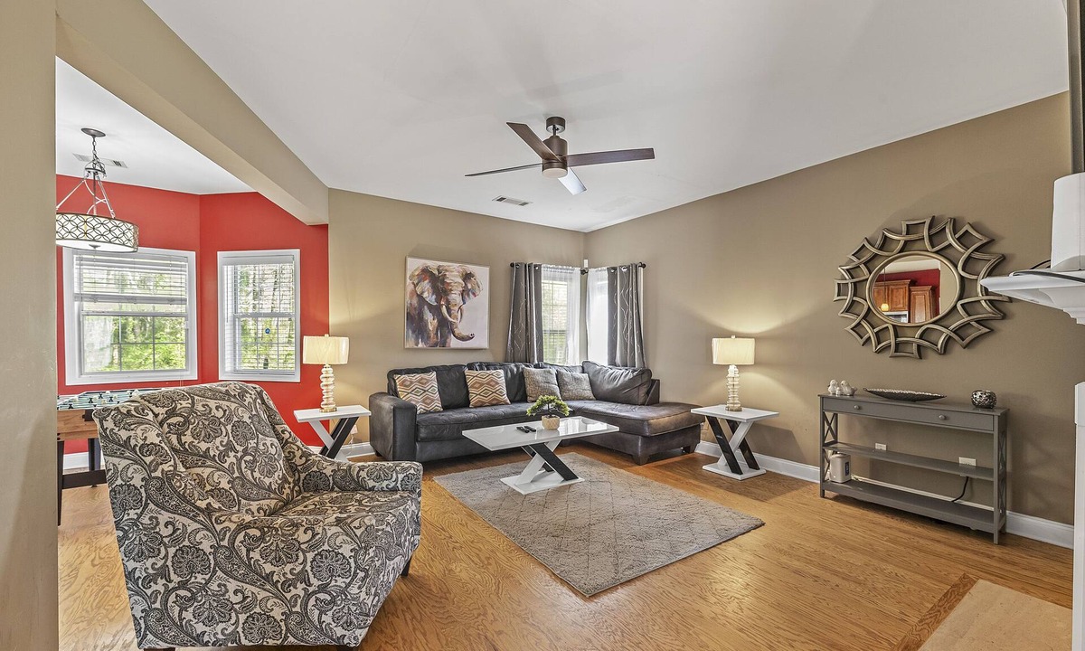 East Point House | Atlanta Retreat : Spacious Home with Office