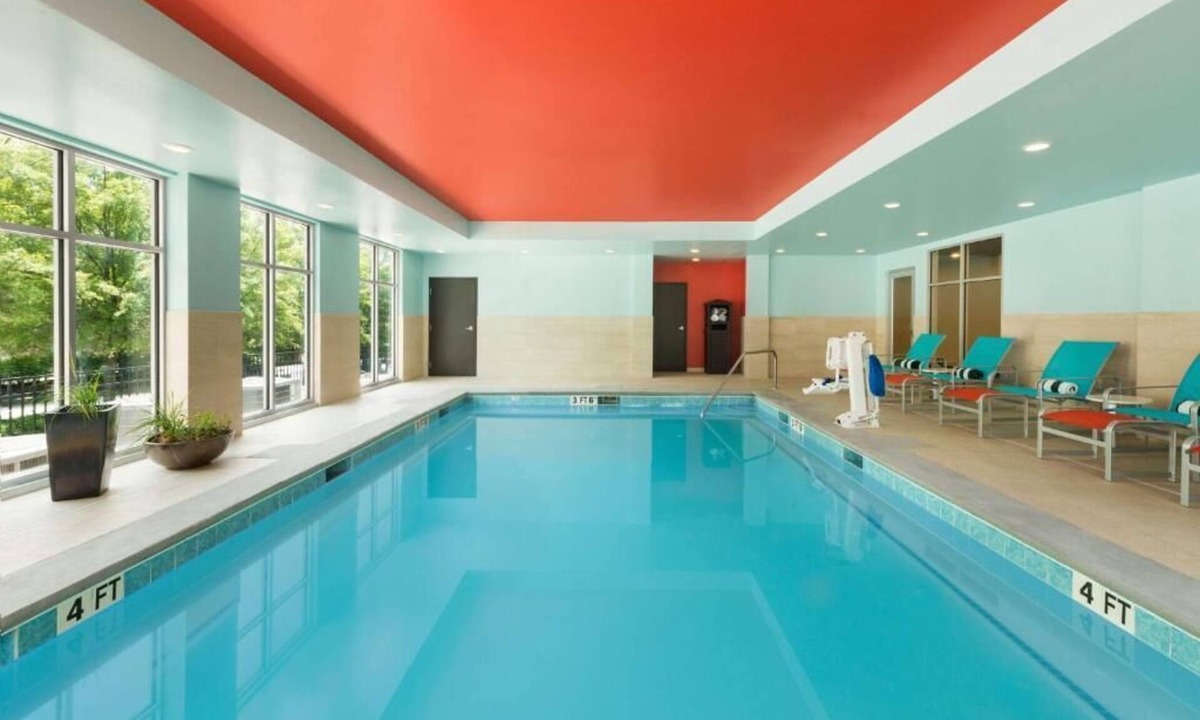 Sandy Springs Hotel | Atlanta Suite | Near Perimeter Center Mall