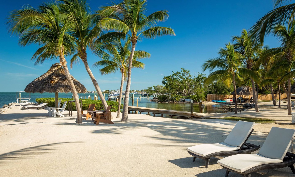 Tavernier Hotel | Atlantic Bay Resort