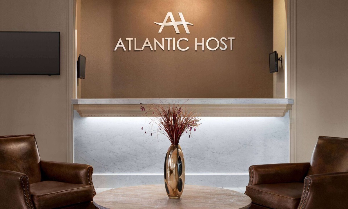Bathurst Hotel | Atlantic Host Hotel, Trademark Collection by Wyndham