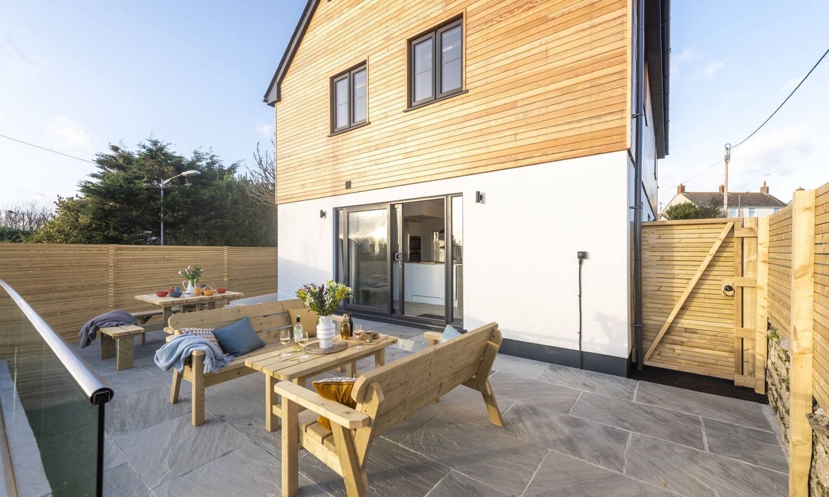 Porthleven House | Atlantic Point - Free Parking and WiFi, Coffee Machine