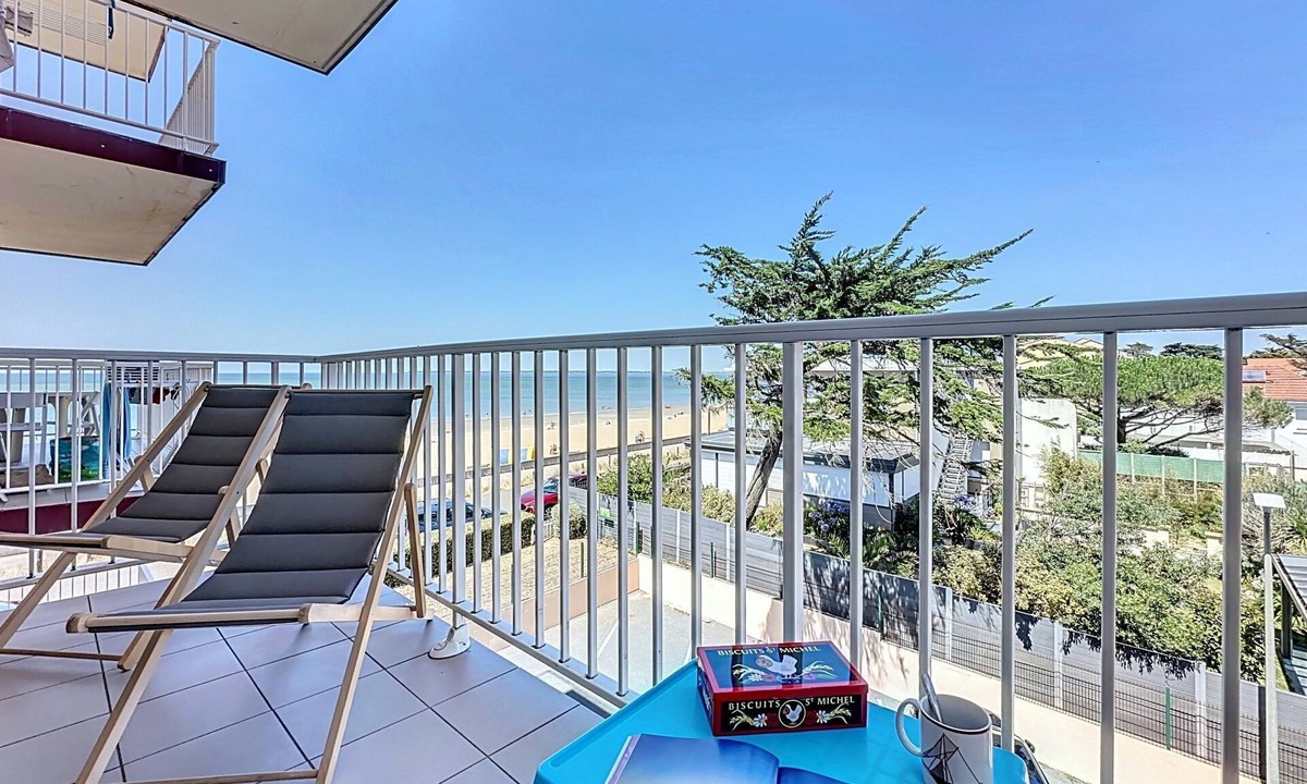 Tharon-Plage Apartment | Atlantide by Interhome