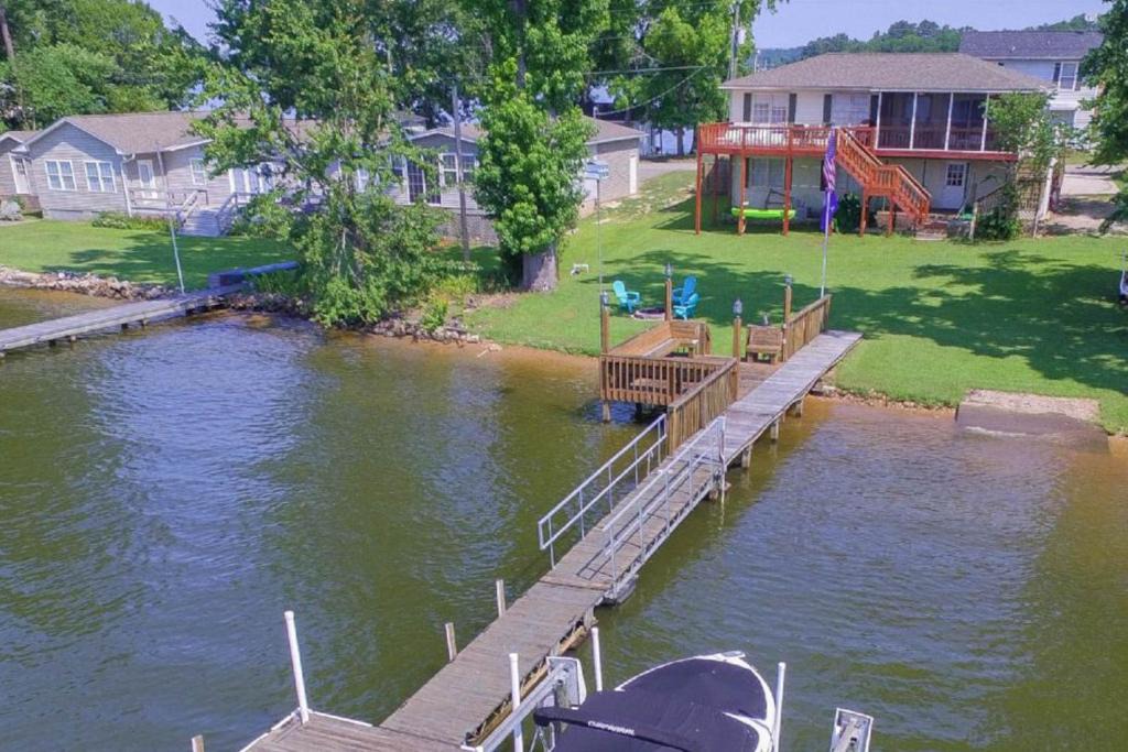 Leesville House | Atlas Pointe