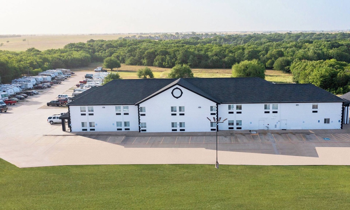 McGregor Hotel | Atria Hotel and RV McGregor