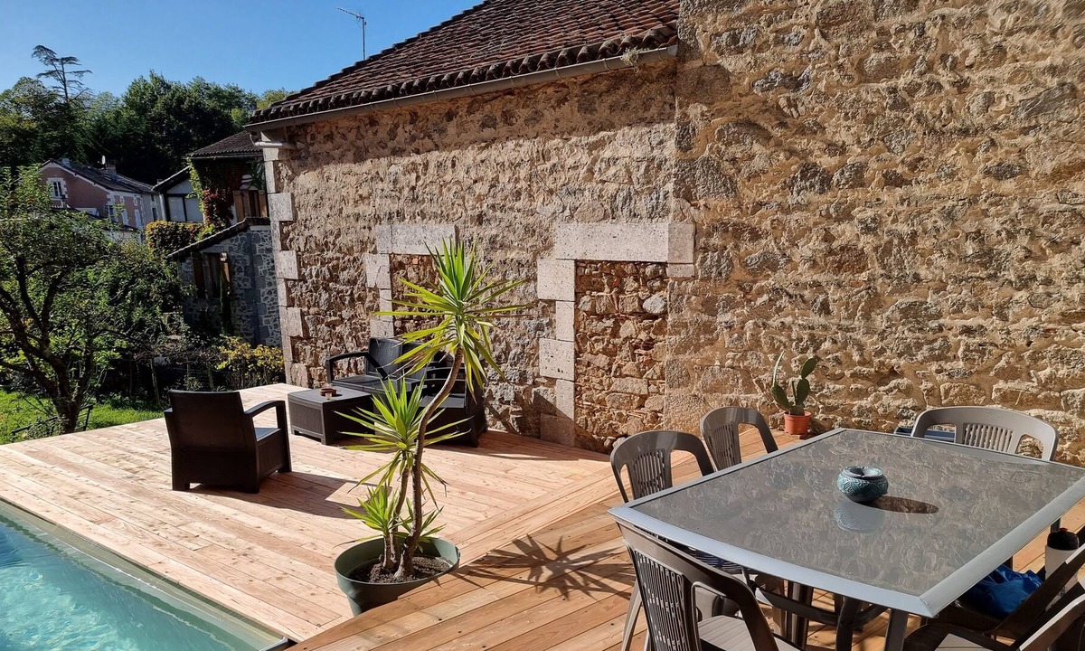 Piegut-Pluviers House | Atrium Chambres d'hôtes et gîte