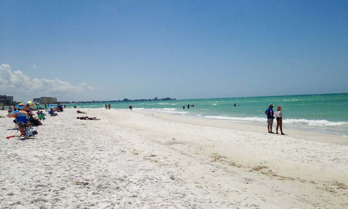 The Meadows Condo | Attention Snow Birds! First Floor Sarasota Condo in The Meadows