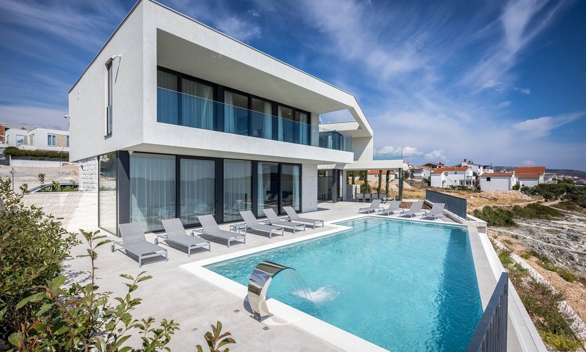 Rogoznica Villa | Attractive Rogoznica Villa | 5 Bedrooms | Villa Precious | Amazing Sea Views