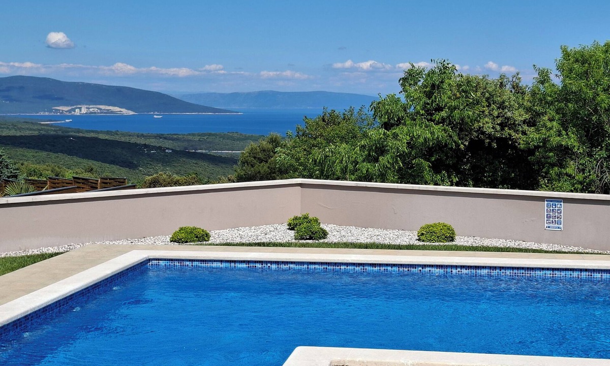Kavran Villa | Attractive villa with stunning weiw on sea/pool/landscape -Best offer in July