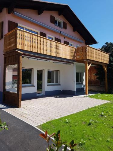 Ruschein Apartment | Attraktive 4,5-Zimmerwohnung in Ruschein