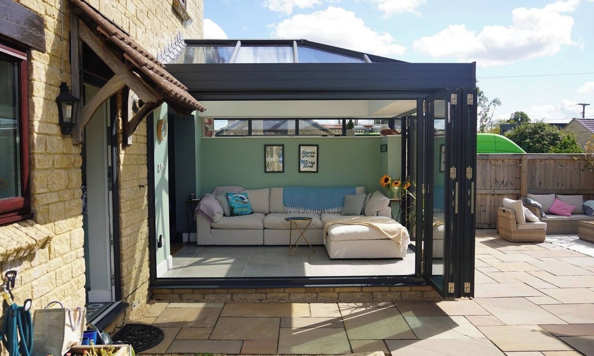 Atworth House | Atworth Haven: 4-Bed Home with Garden