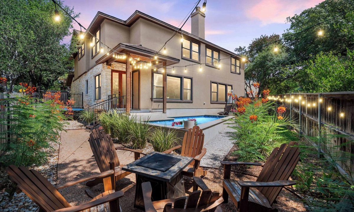 South River City House | ATX Oasis | Pool | Hot tub | Firepit | Billiards