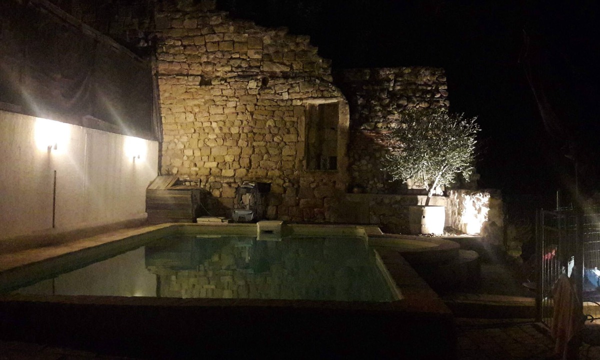 Saint-Pons-de-Mauchiens House | Atypical house