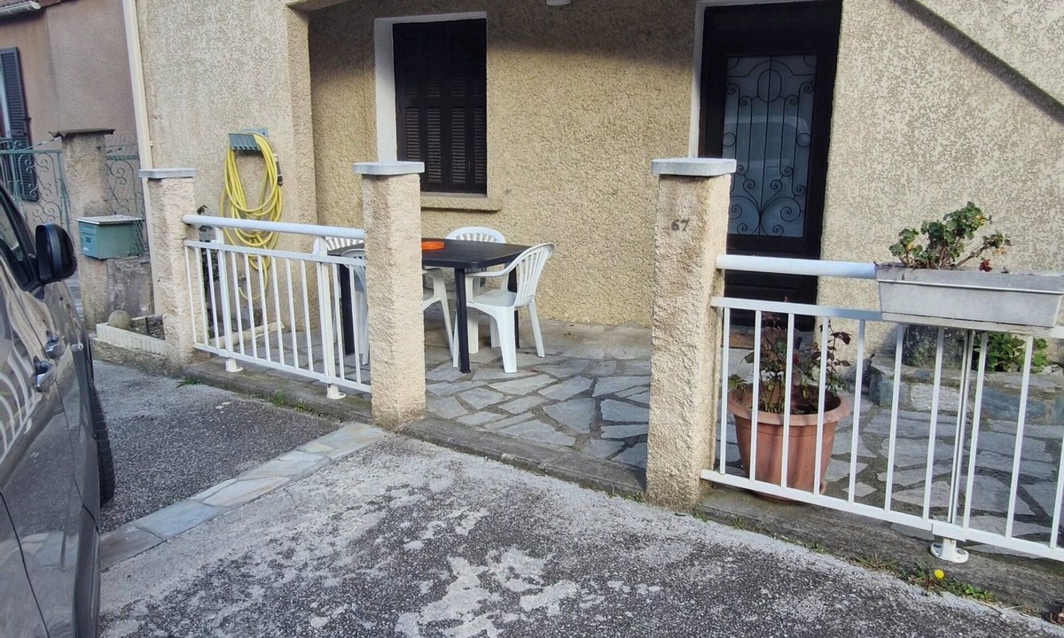 Caporalino Apartment | Atypical apartment in central Corsica