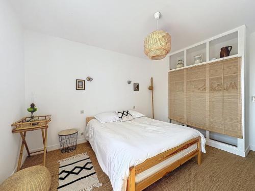 Tanlay House | Au 19