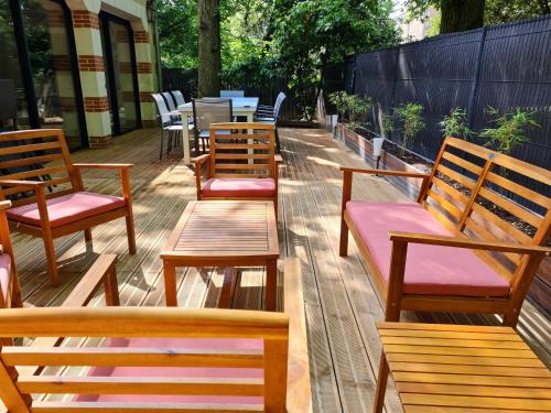 Blois House | Au B'Honneur de Blois