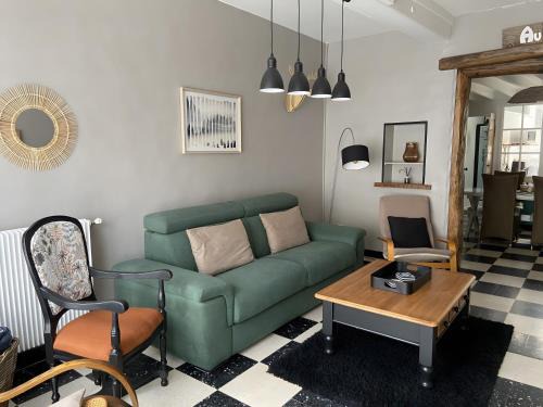 Crecy-en-Ponthieu House | Au Bois Dormant