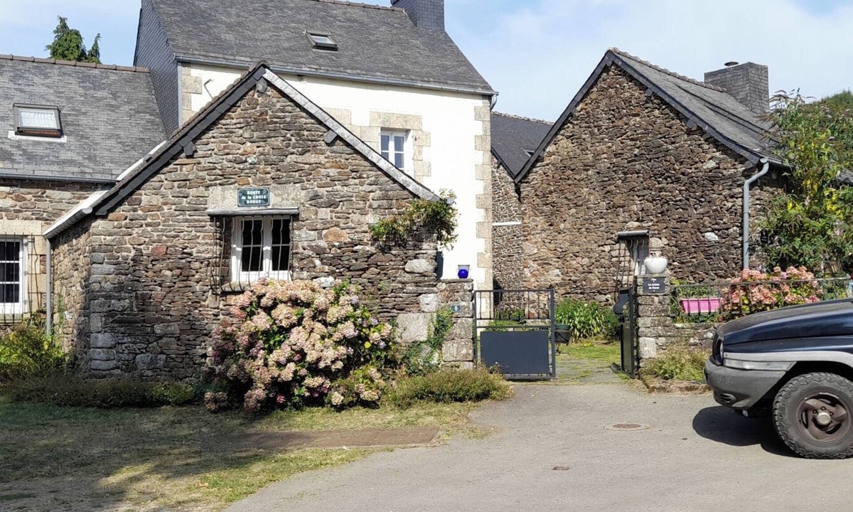 Perret House | AU Bourg Breton