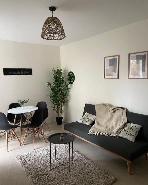 Pierrefitte-sur-Seine Apartment | Au cœur de Saint-Denis-10 min gare 5 min tram