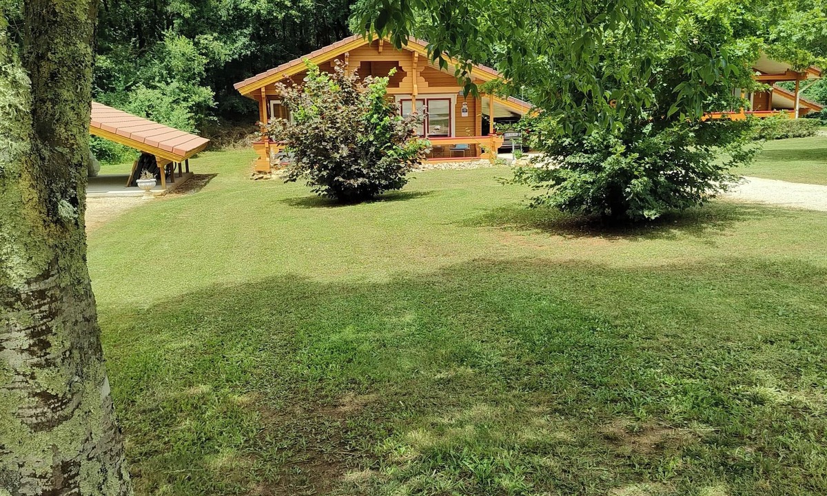 Mauroux Ski Chalet | "Au Cha Les Vaux" Chalet/Cottage 49