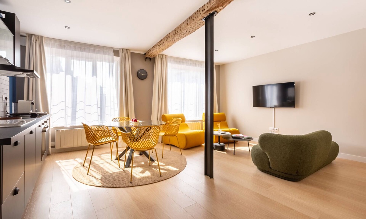 Lille Centre Ville Hotel | Au Chat Qui Dort Lille - Gare