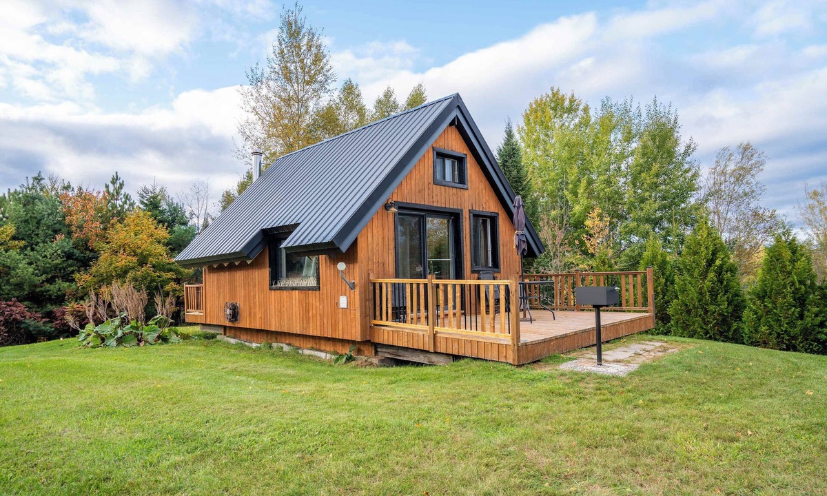 Sainte-Melanie Ski Chalet | Au Chic Chalet des Chutes | Chic Rustique