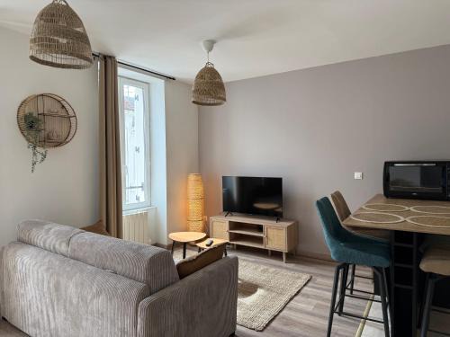 Vernon Apartment | Au coeur de Vernon - Appartement 4 pers - à 10min Giverny