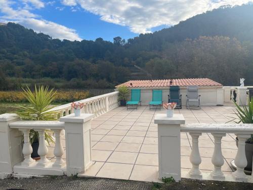 Le Castellet House | Au coeur des vignes