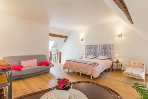 Arnay-le-Duc Bed & Breakfast | Au coeur du Chat Perché