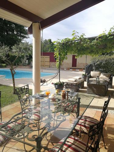 Lucbardez-et-Bargues Bed & Breakfast | Au Doux Repos