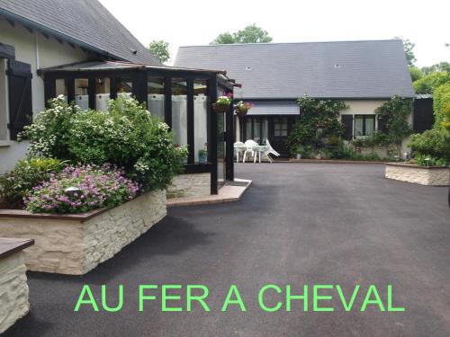 Beaufour-Druval House | au fer à Cheval