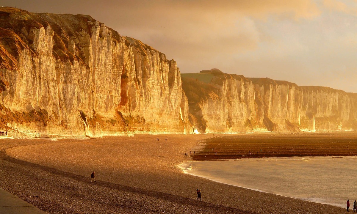 Colleville House | Au Fil de L'eau