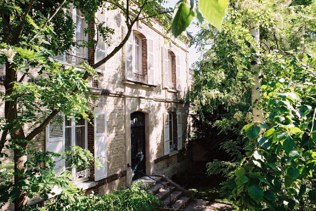 Sainte-Savine Bed & Breakfast | Au fil de Troyes