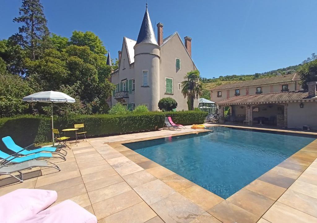 Veyre-Monton Bed & Breakfast | Au Fond de la Cour