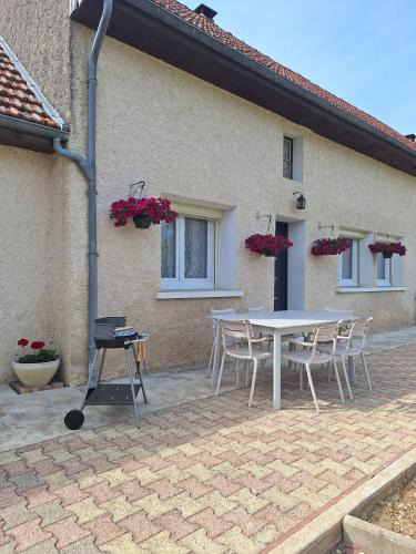 Labergement-les-Seurre House | Au gîte de Marcelle